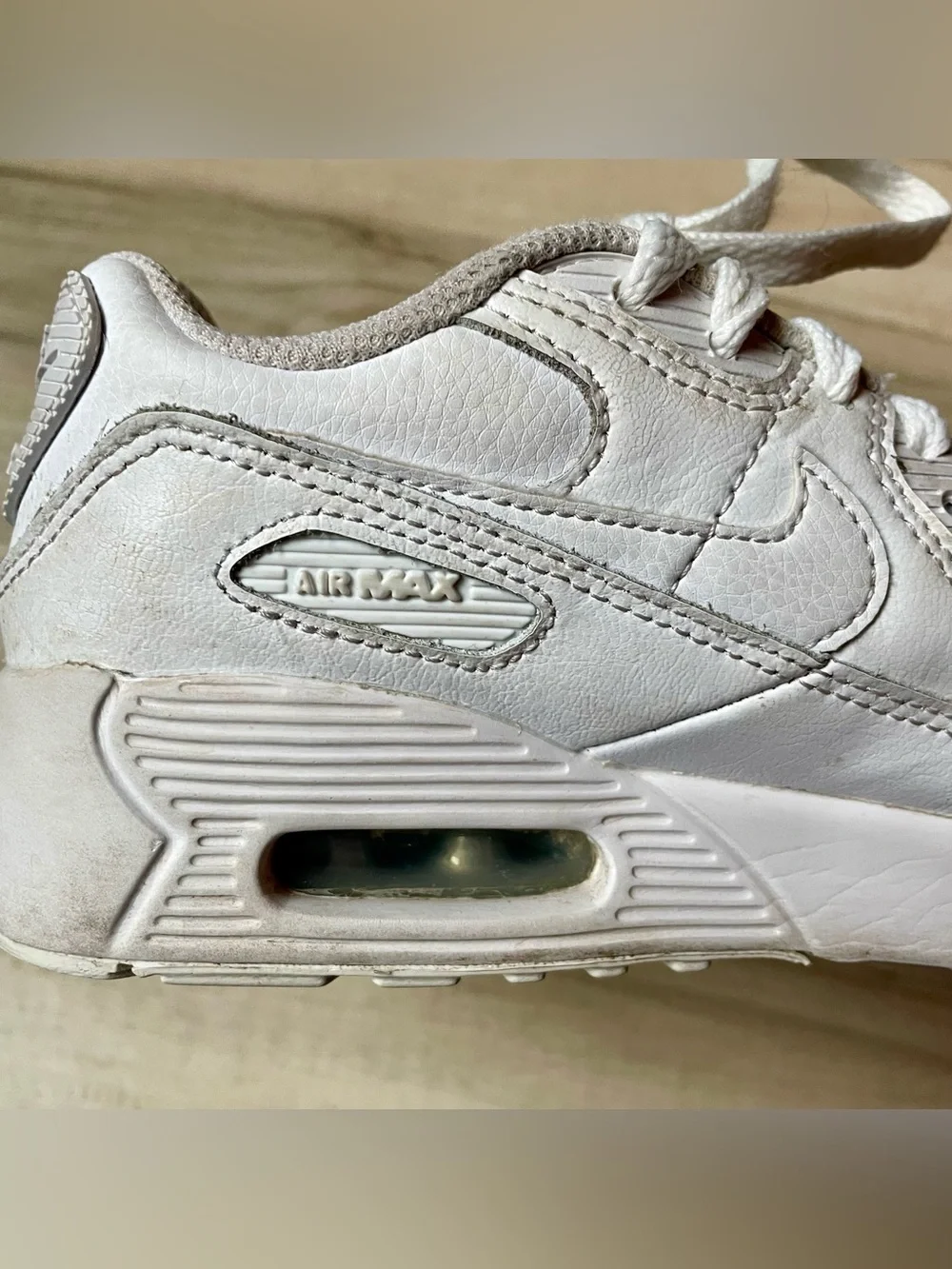 Nike White Air Max Leather Sneakers children’s size 1.5 Y